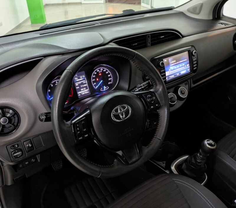 TOYOTA YARIS ACTIVE 1.5 C.C