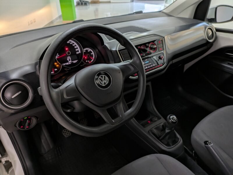 VOLKSWAGEN UP 1.0