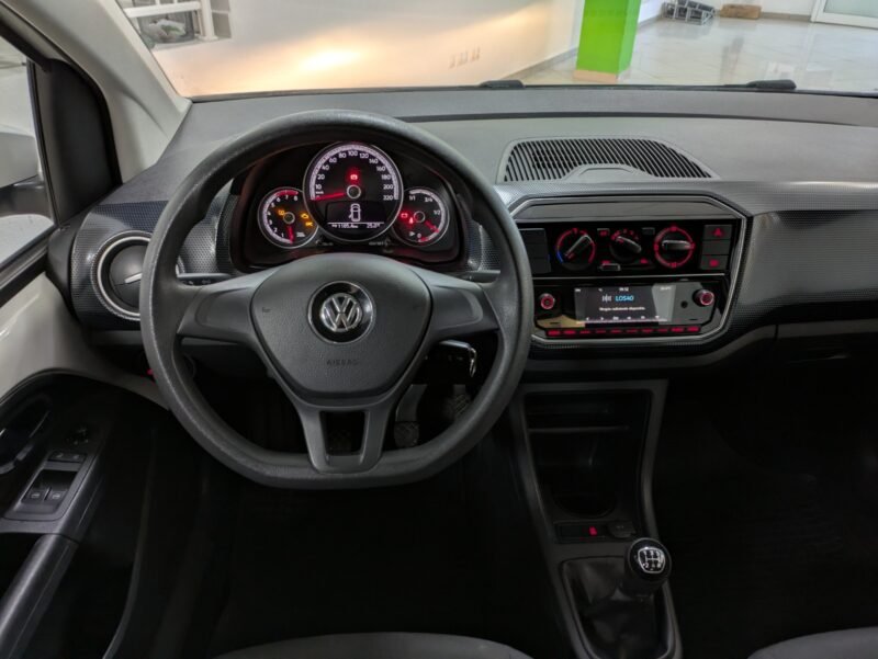 VOLKSWAGEN UP 1.0
