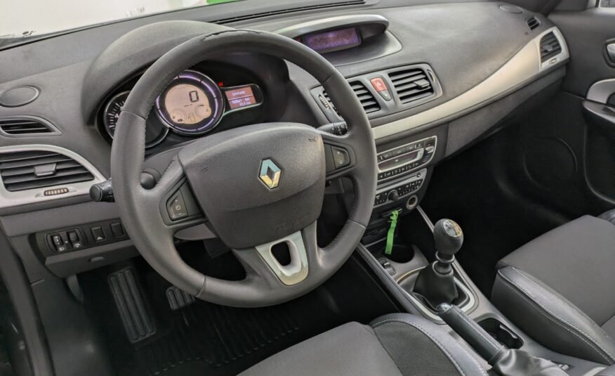 RENAULT MEGANE COUPE CABRIO 1.4