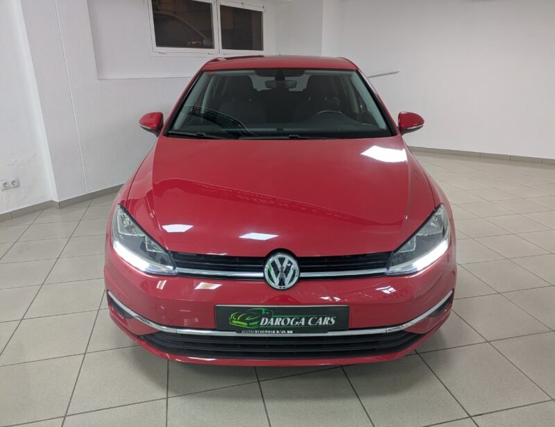 VOLKSWAGEN Golf BUSINESS 5.P