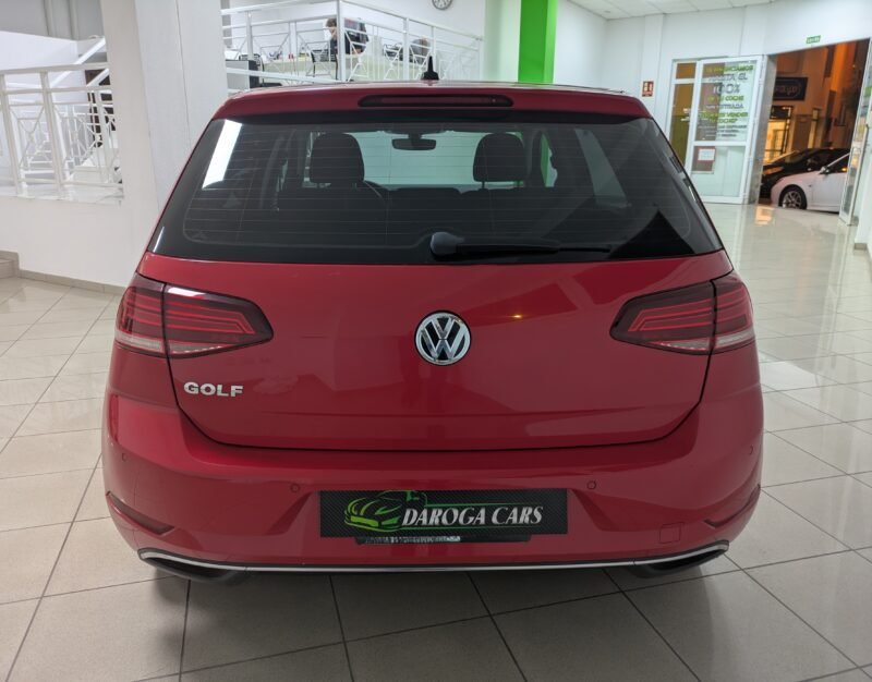 VOLKSWAGEN Golf BUSINESS 5.P