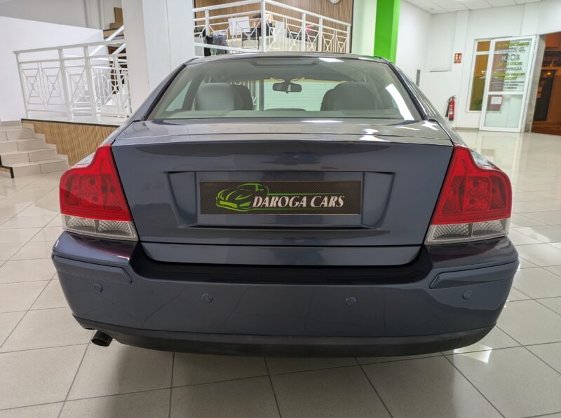 VOLVO S60 MOMENTUM 2.4 C.C