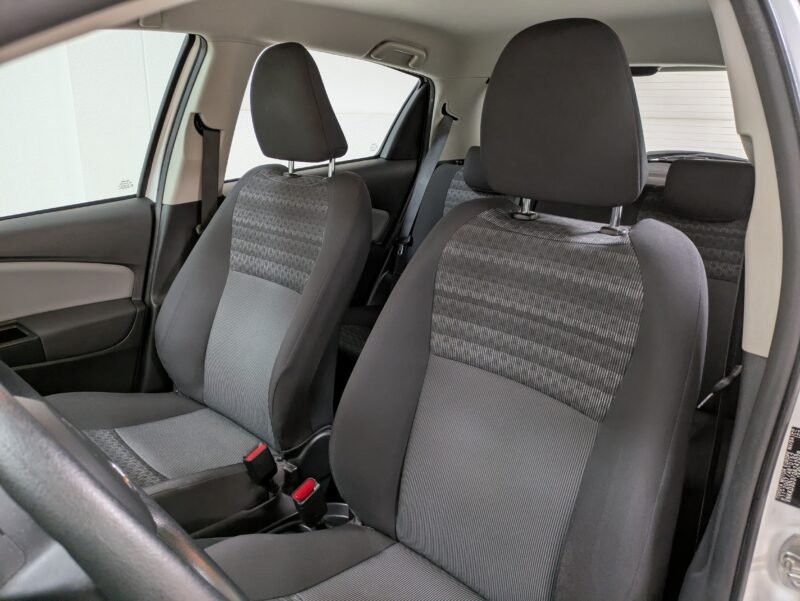 TOYOTA YARIS HYBRID ACTIVE 1.5