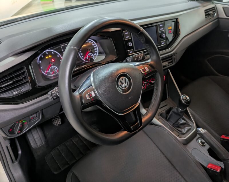VOLKSWAGEN POLO ADVANCE TSI