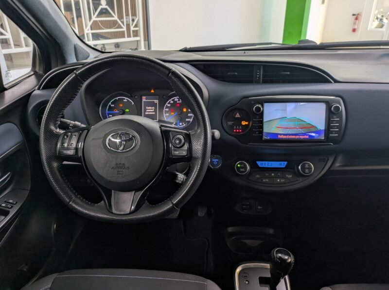 TOYOTA YARIS ACTIVE TECH 1.5