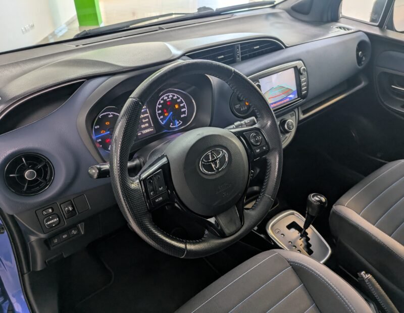 TOYOTA YARIS ACTIVE TECH 1.5