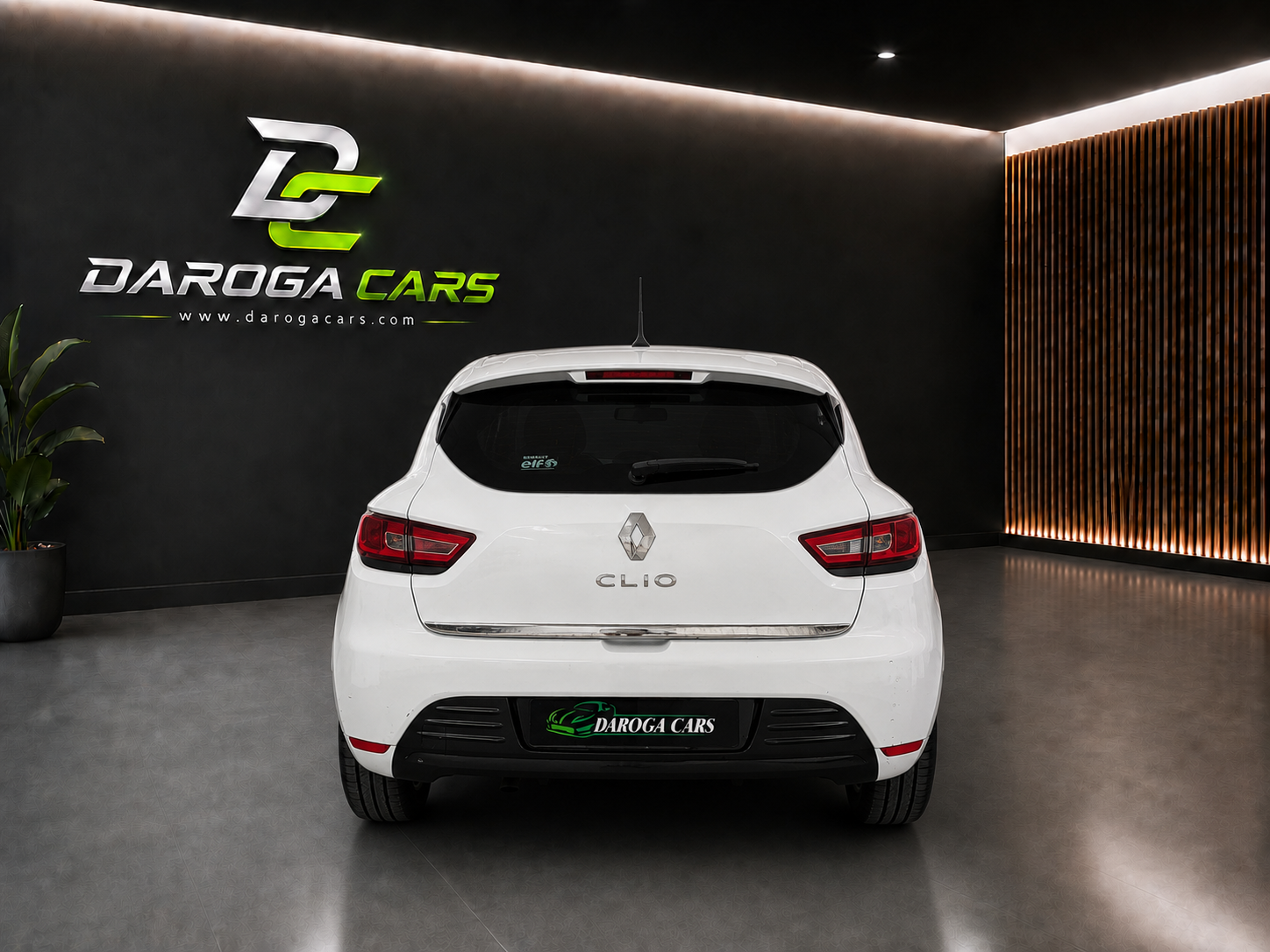 RENAULT Clio LIMITED TCE