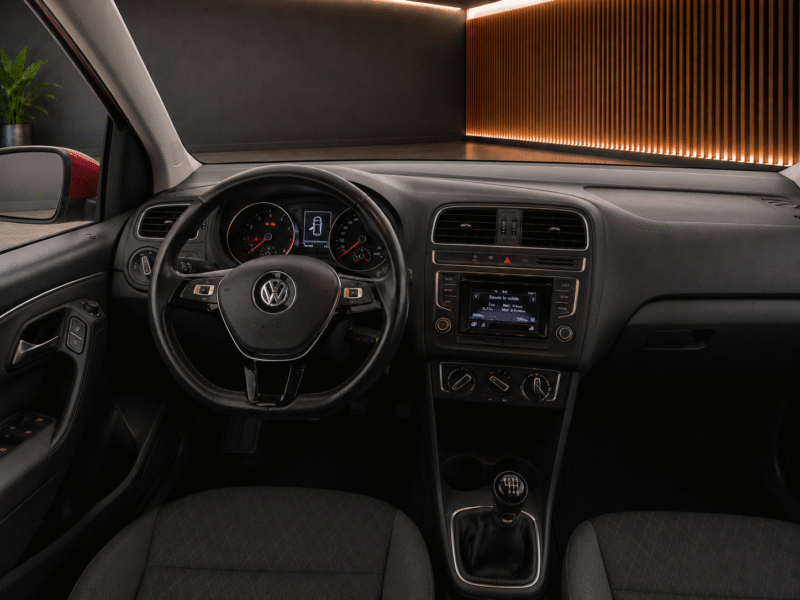 VOLKSWAGEN POLO SPORT 1.2 TSI
